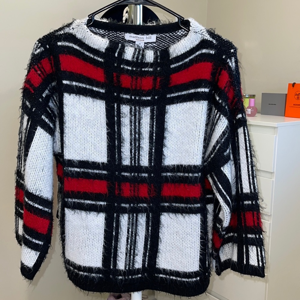 Madison Hill cropped sweater midway sleeve